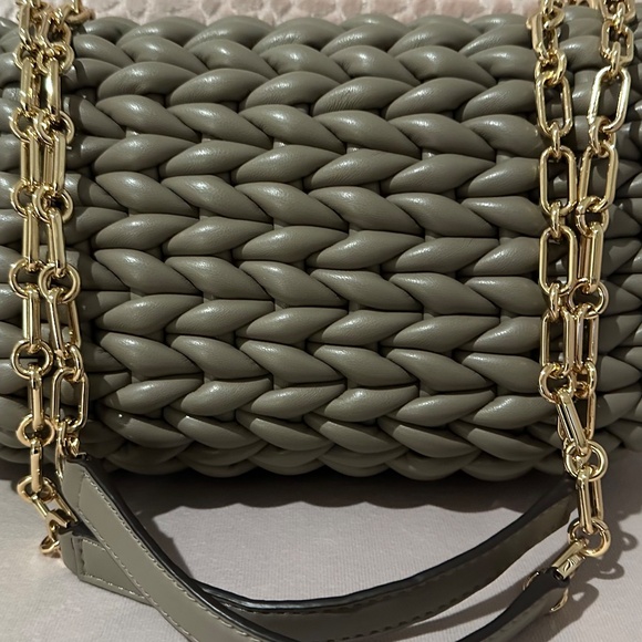 MICHAEL KORS Tribeca Large Hand-Braided Shoulder Bag - Picture 3 of 7